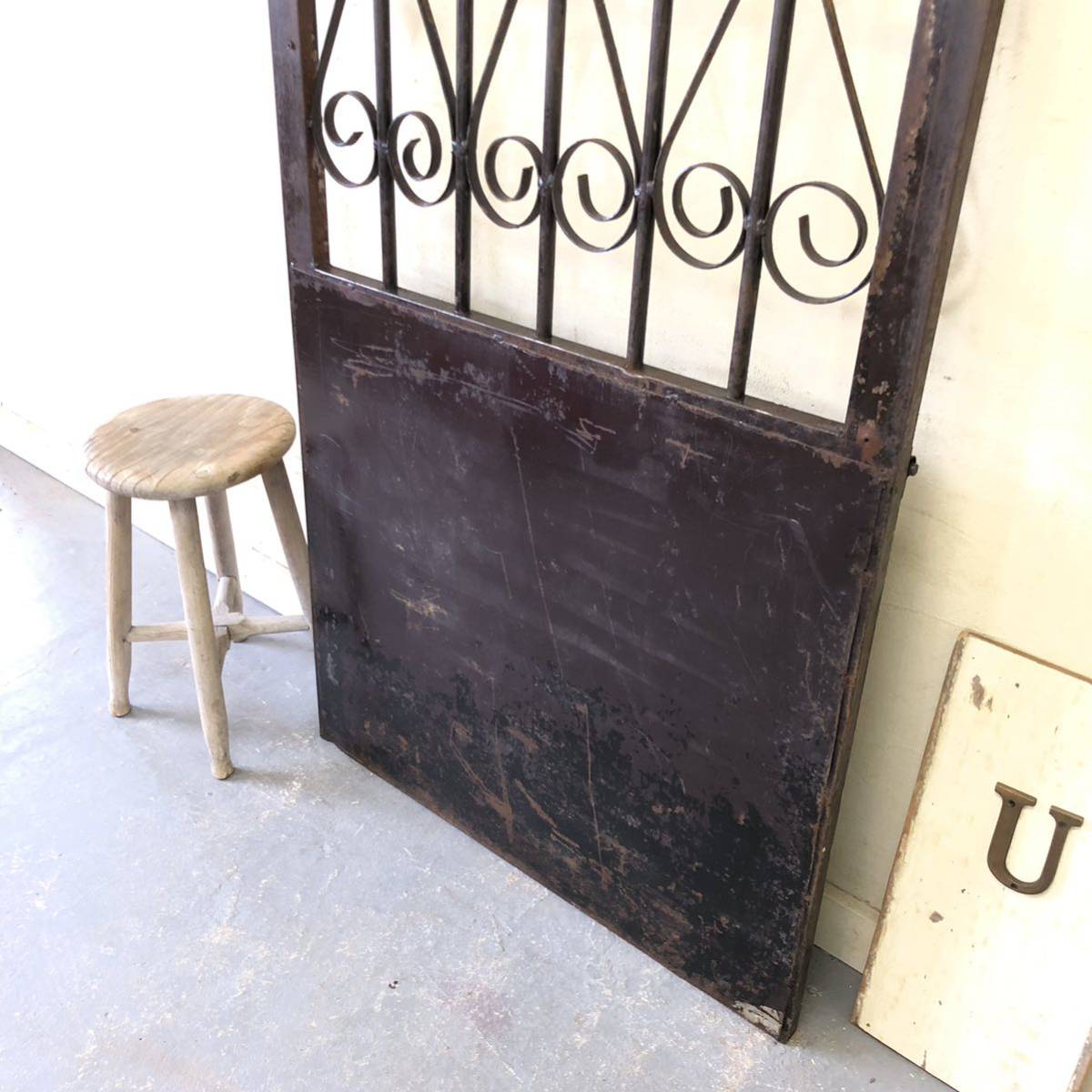 V-116=W78×H198 old iron made. one-side . door fittings fence antique door in dust real Vintage divider partition ftg