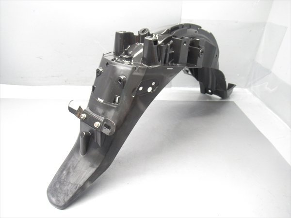 I1R5-0621 ホンダ スーパーカブ50 プロ リアフェンダー テールカウル 純正品 【AA04-300～ (NBC50BNC 4速セル付) 動画有】_画像1