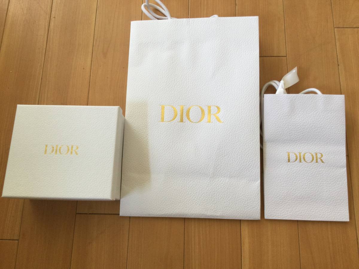 Dior 空箱とショップバッグセット-