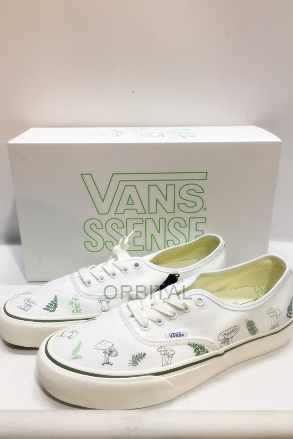 代官山)Vans バンズ SSENSE限定 Authentic Vr3 オーセンティック シューズ ホワイト×グリーン サイズ27.5cm タグ付き_画像1