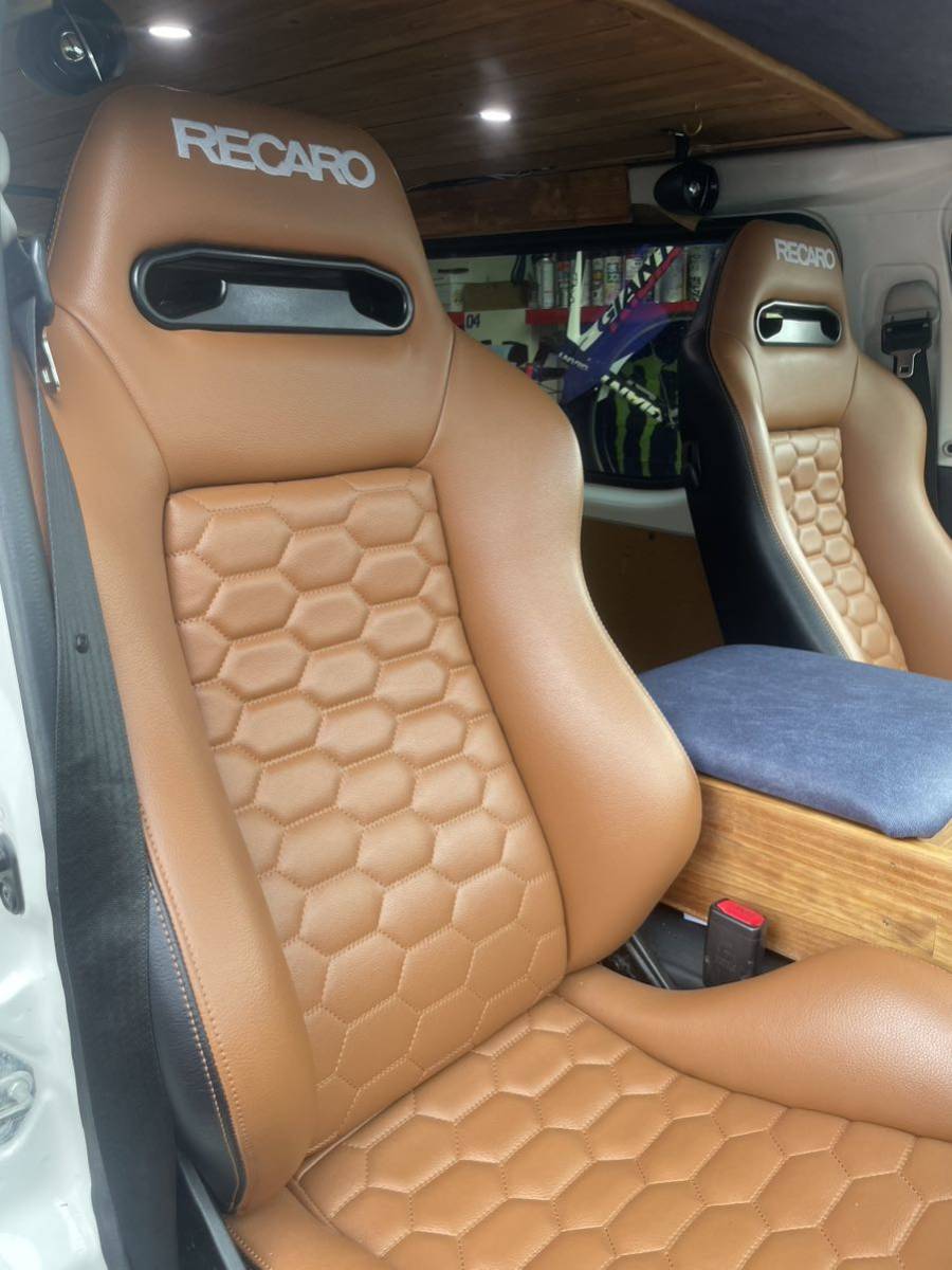 レカロシート RECARO 張替え ハイエースシートレール付き! 送料込み