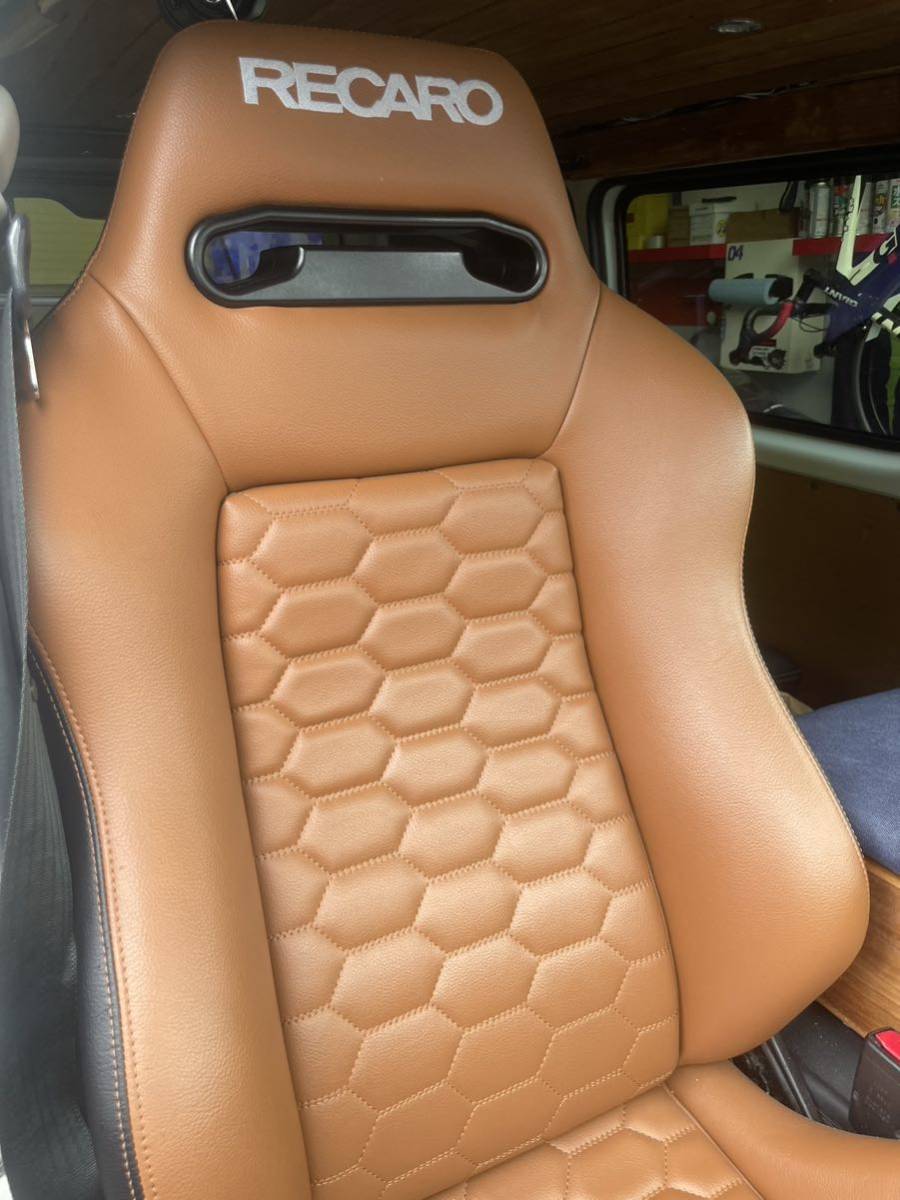 レカロシート RECARO 張替え ハイエースシートレール付き! 送料込み
