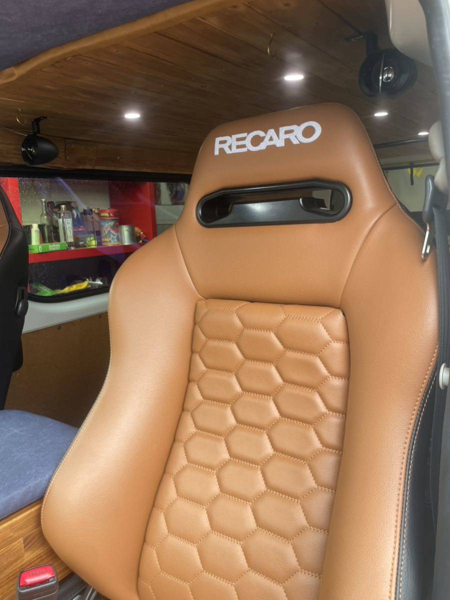 レカロシート RECARO 張替え ハイエースシートレール付き! 送料込み