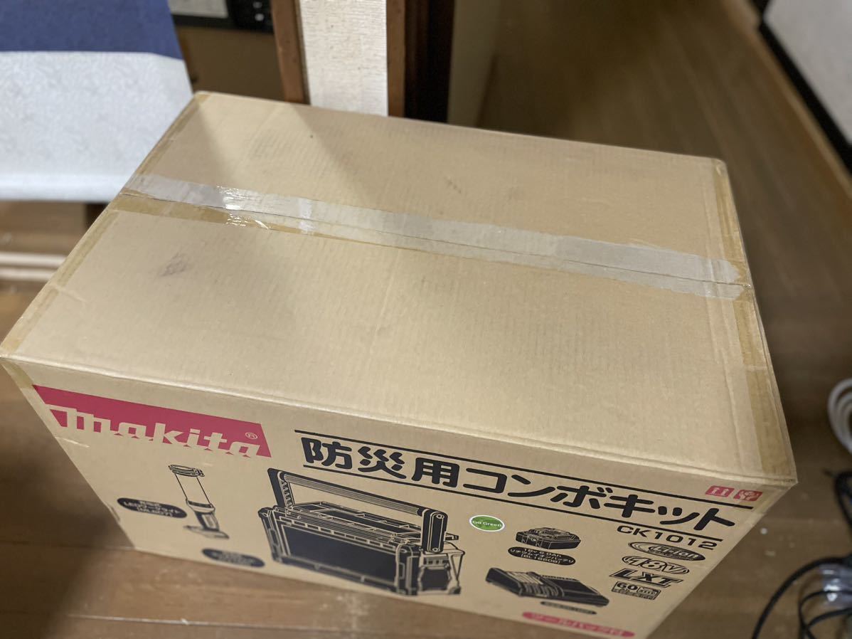 新品未使用☆マキタ☆防災用コンボキット☆CK1012☆ラジオ付テレビ