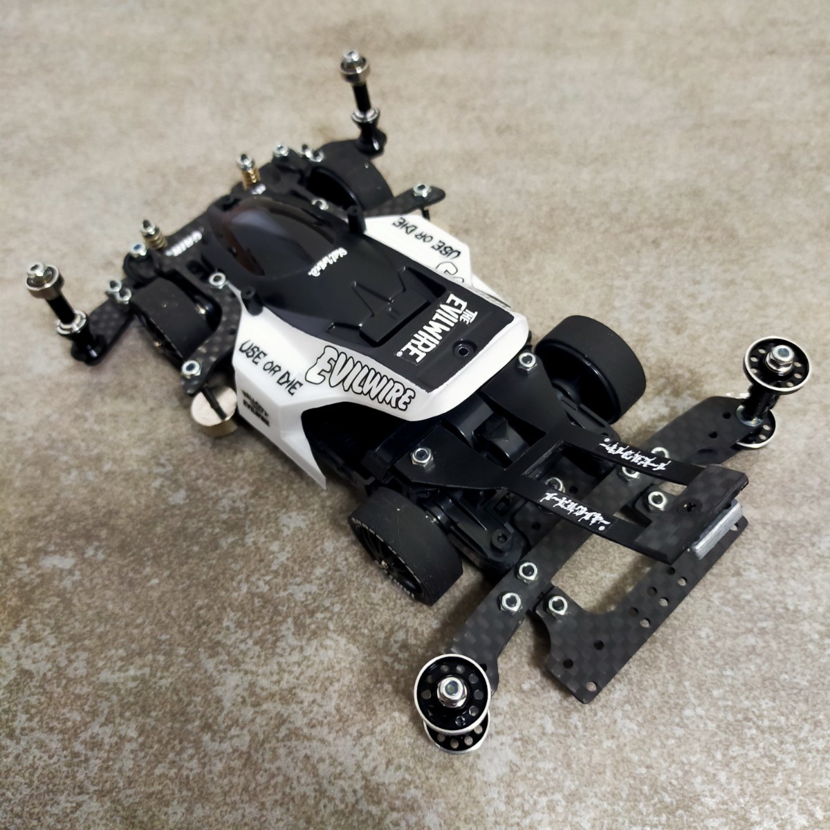 在庫限り】ミニ四駆 サンダーショット 完成品 MSフレキ AT 在庫限り】ミニ四駆 サンダーショット 完成品 MSフレキ AT