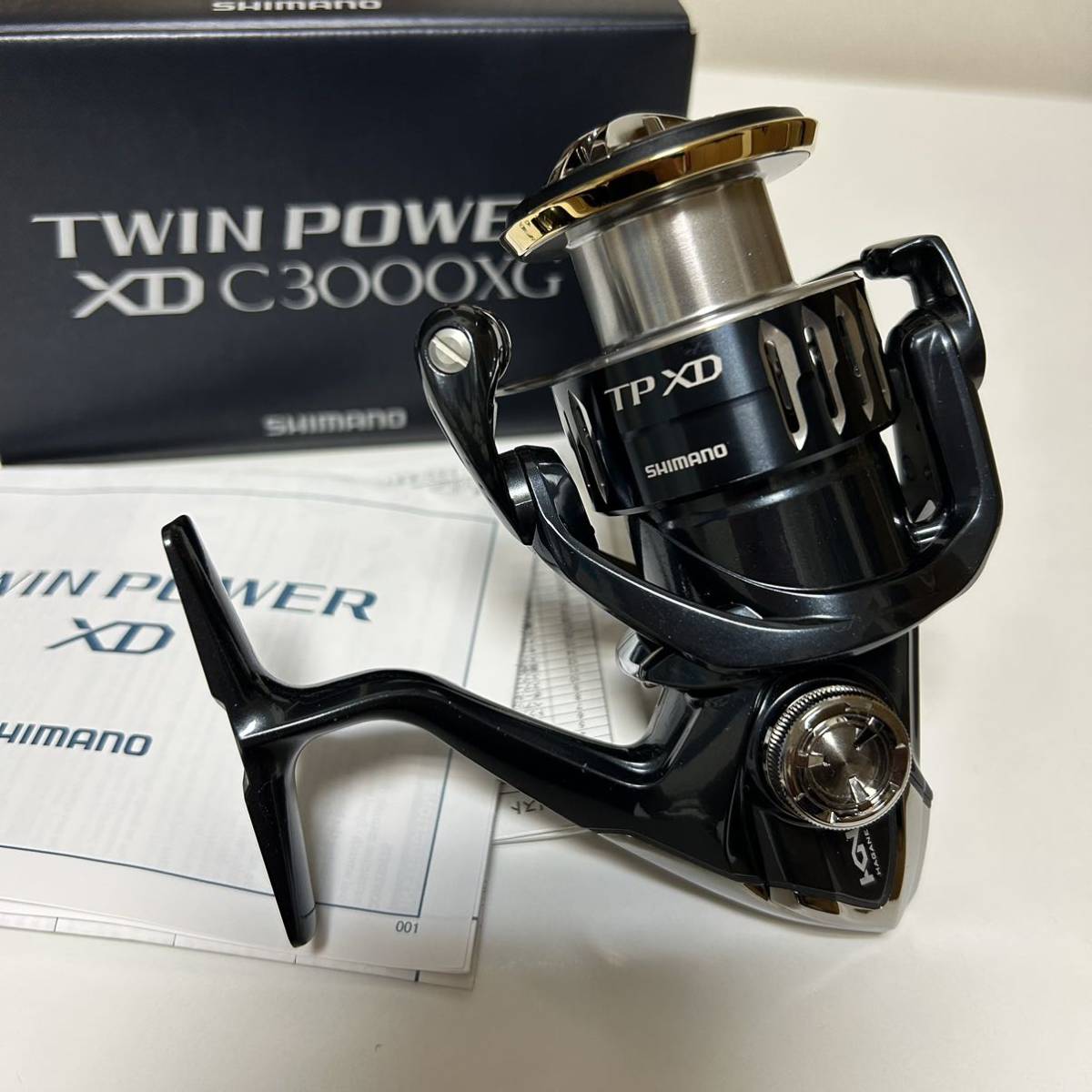 誕生日プレゼント 17 【美品】シマノ(SHIMANO) ツインパワー C3000XG