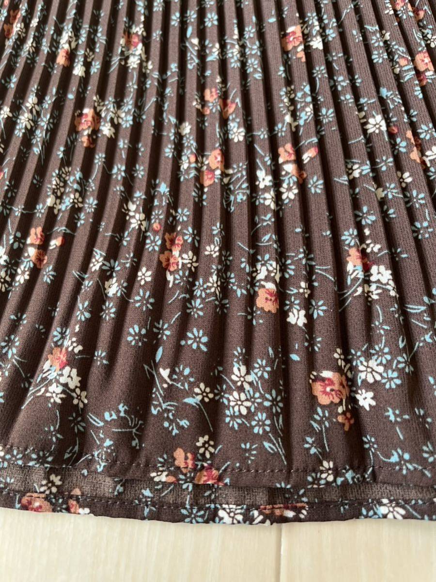オリーブデオリーブ　とっても可愛い　花柄　ロングスカート　フリーサイズ　焦げ茶　ウエストゴム_画像3