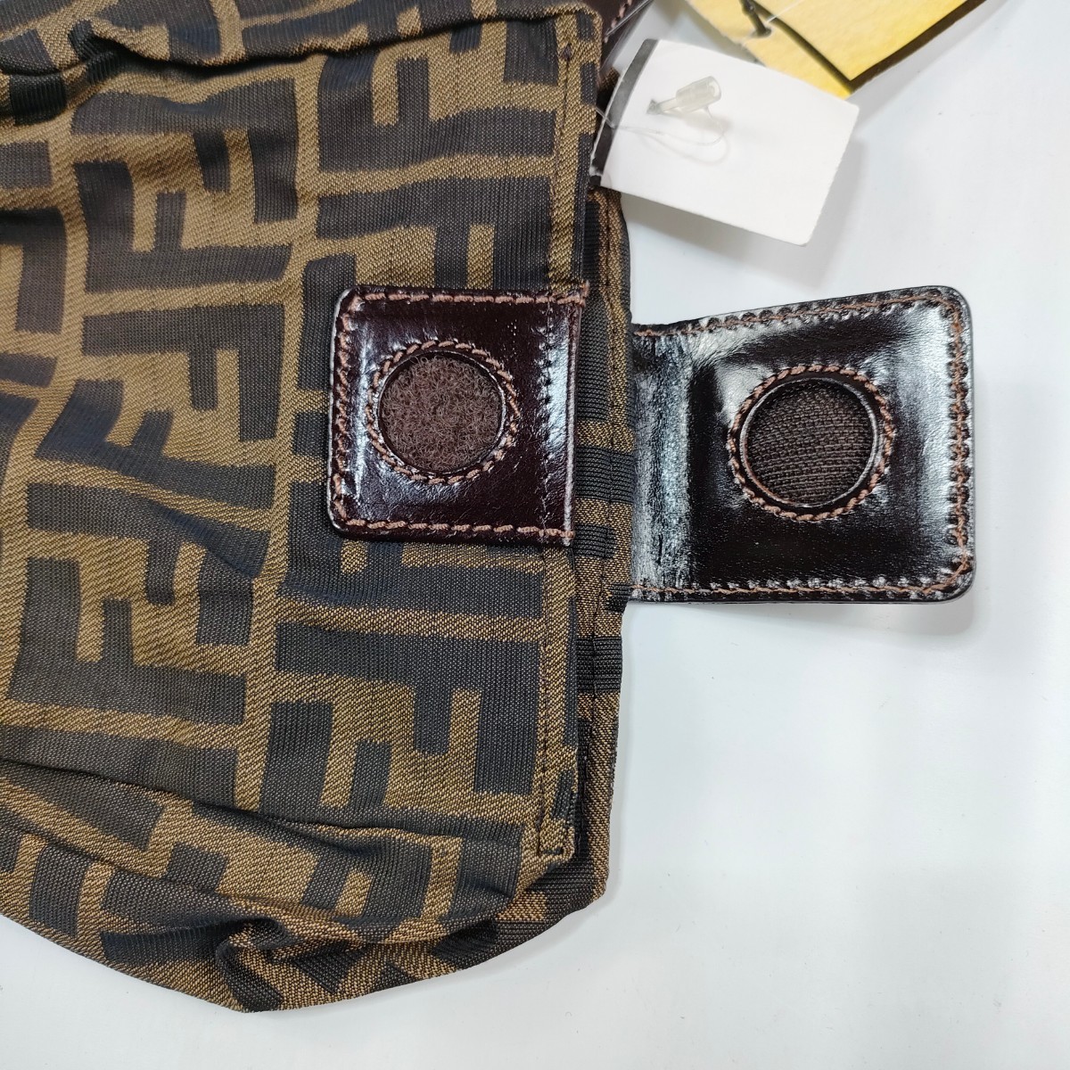 新品正規店FENDI フェンディズッカ柄化粧ポーチ vtbBX-m59822409904