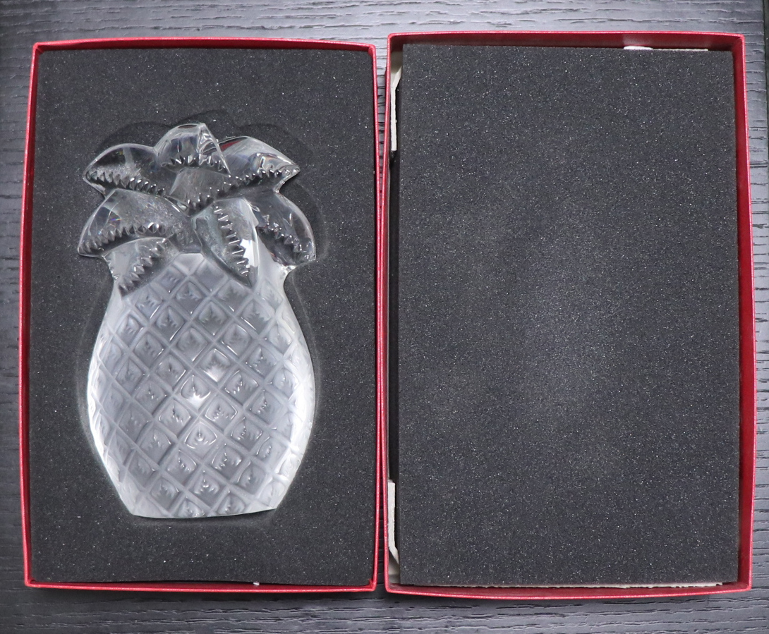 新品 バカラ(BACCARAT) 廃版 2kg 大型 パイナップル 置物 オブジェ