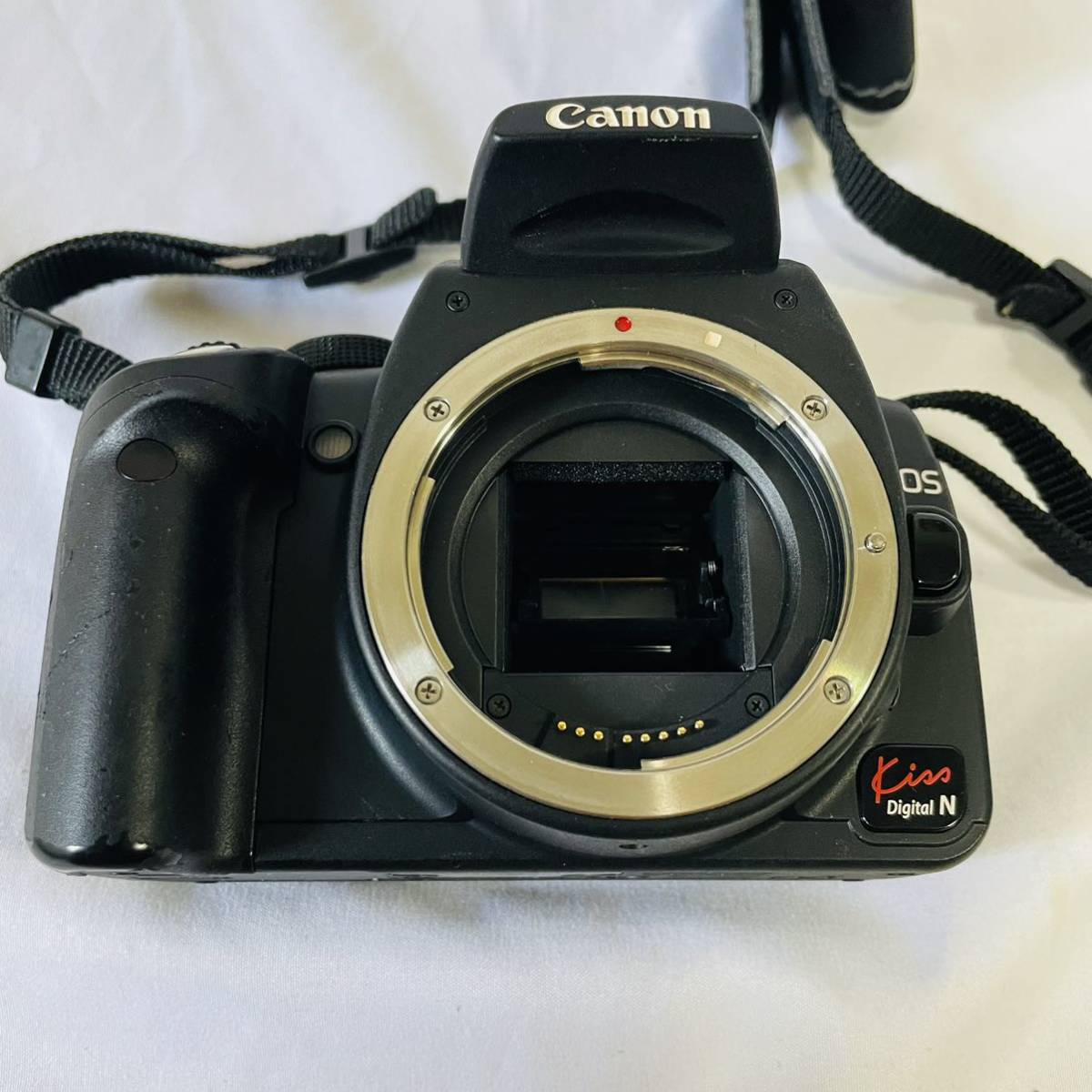 Canon eos kiss digital N レンズ・バッテリー付-