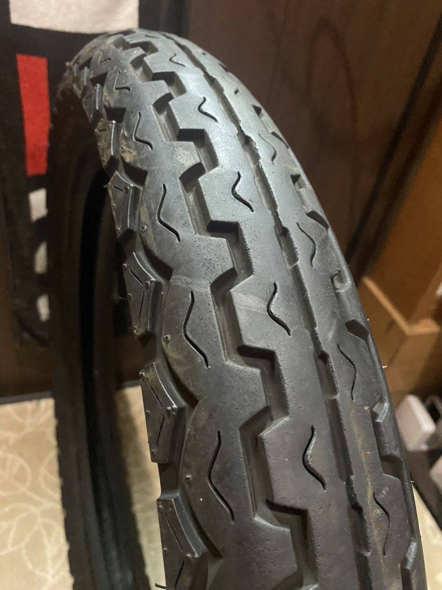 中古MCタイヤ DUNLOP ROADMASTER TT100 GP 90/90-18 ダンロップ ロード