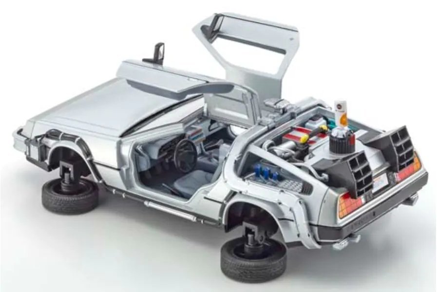 デロリアン (BACK TO THE FUTURE II ) フライングホイル 1/24 デロリアン (BACK TO THE FUTURE II ) フライングホイル 1/24