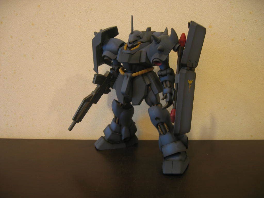 HG　ギラドーガ　レズンシュナイダー専用機　完成品_画像3