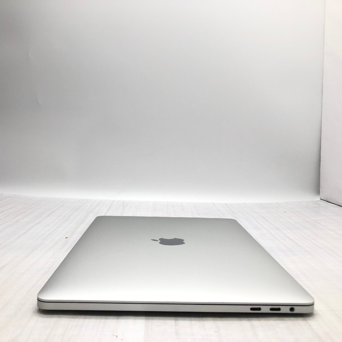 難あり】 Apple MacBook Pro 13inch 2018 Four Thunderbolt 3 Ports