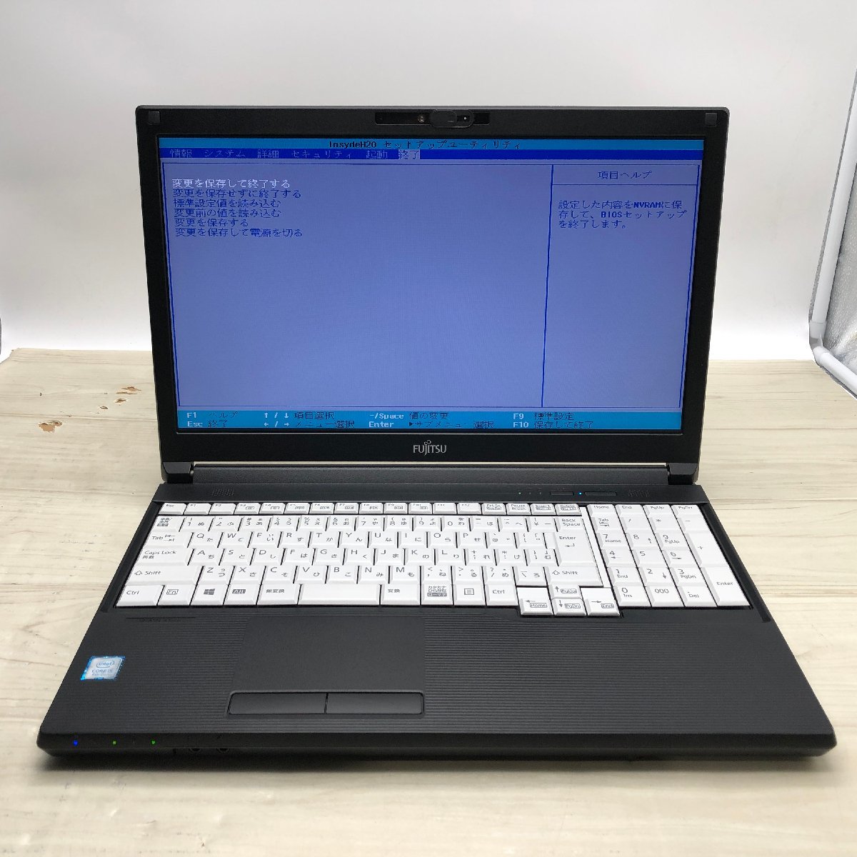 富士通 LIFEBOOK A579/B Core i5 8365U 1.60GHz/8GB/256GB(SSD