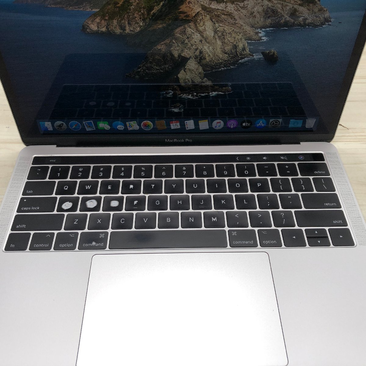 Apple MacBook Pro 13-inch 2017 Four Thunderbolt 3 Ports Core i5
