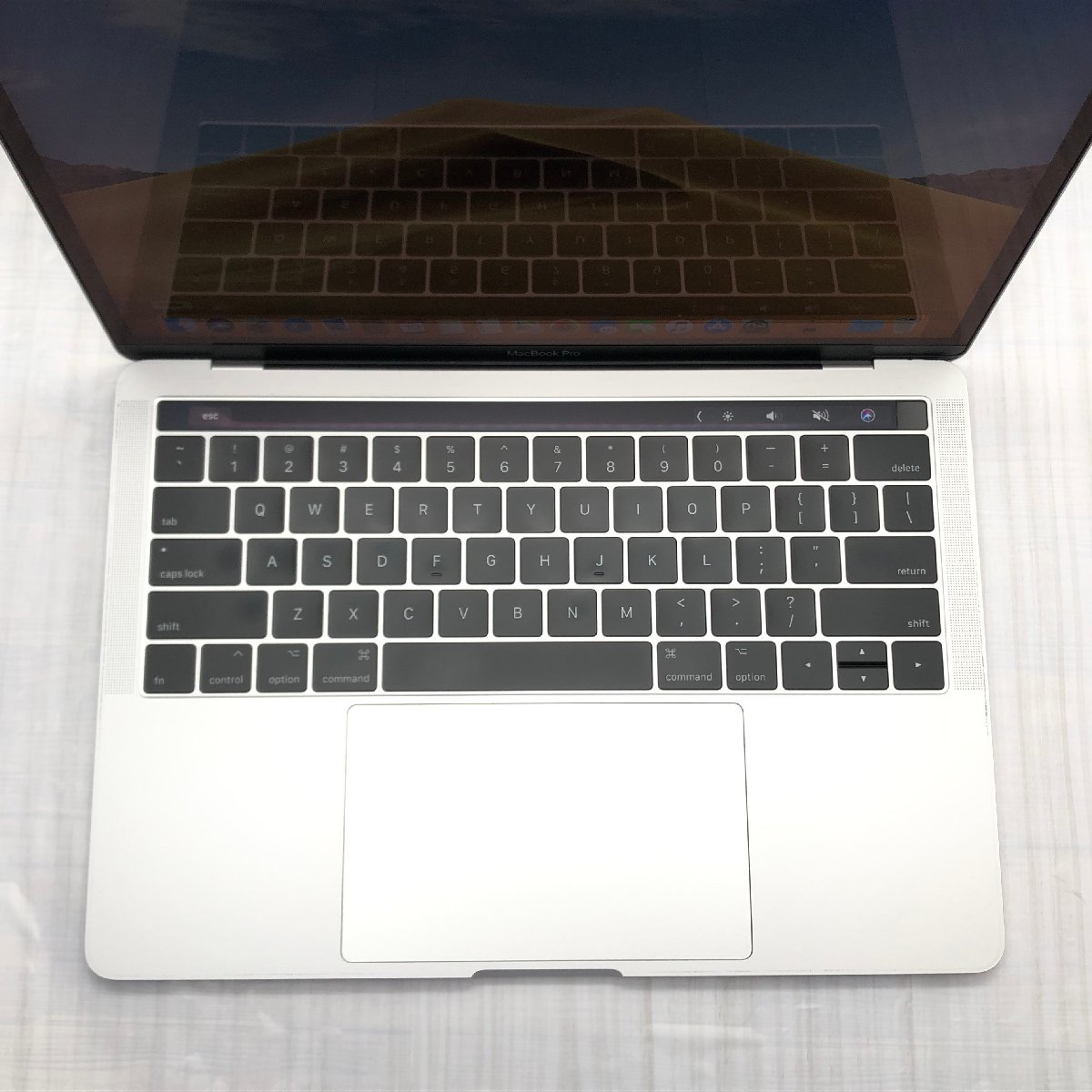Apple MacBook Pro 13inch 2016 Four Thunderbolt 3 Ports Core i5 