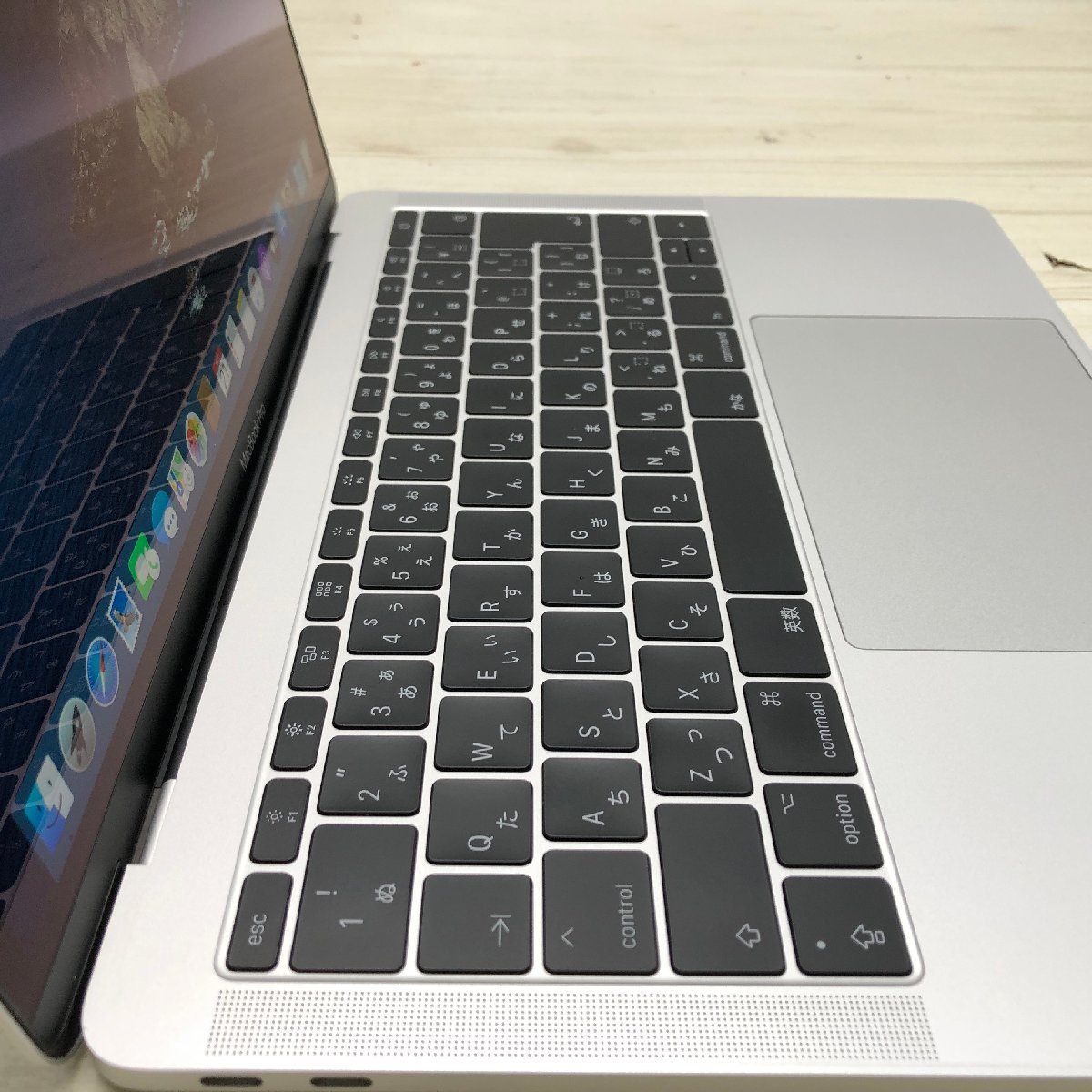 Apple MacBook Pro 13inch 2017 Two Thunderbolt 3 ports Core Apple MacBook Pro 13inch 2017 Two Thunderbolt 3 ports Core