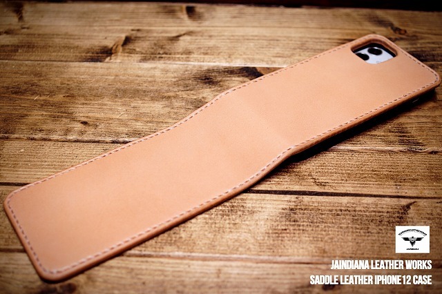 ハンドメイド 考えつい サドルレザーiPhone12ケース ビンテージ ハンドメイド 考えつい サドルレザーiPhone12ケース ビンテージ