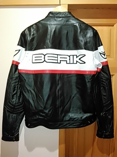 春秋冬物/未使用/BERIK/羊革/ジャケット/10629/BLACK&WHITE&RED/XS～S/サイズ46/42120円/３シーズン/防風ウォームインナー/_画像2