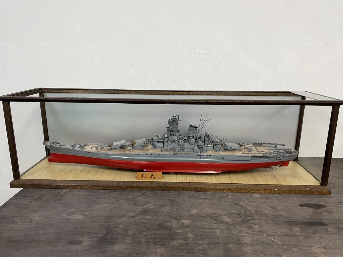 日本海軍 武蔵 巨大 戦艦 1/250スケール 完成品 第二次世界大戦 大型 模型 プラモデル ケース入り 木枠梱包 JChere雅虎拍卖代购