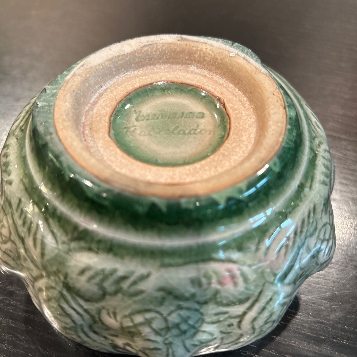 タイ セラドン焼き 灰皿 １つ グリーン - 置物