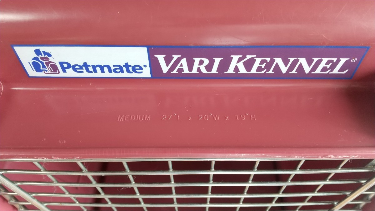 Petmate VARIKENNEl ペットキャリーケースM 小型犬 中型犬 バリケンネル 犬猫 保管中古品 ワインレッド_画像8