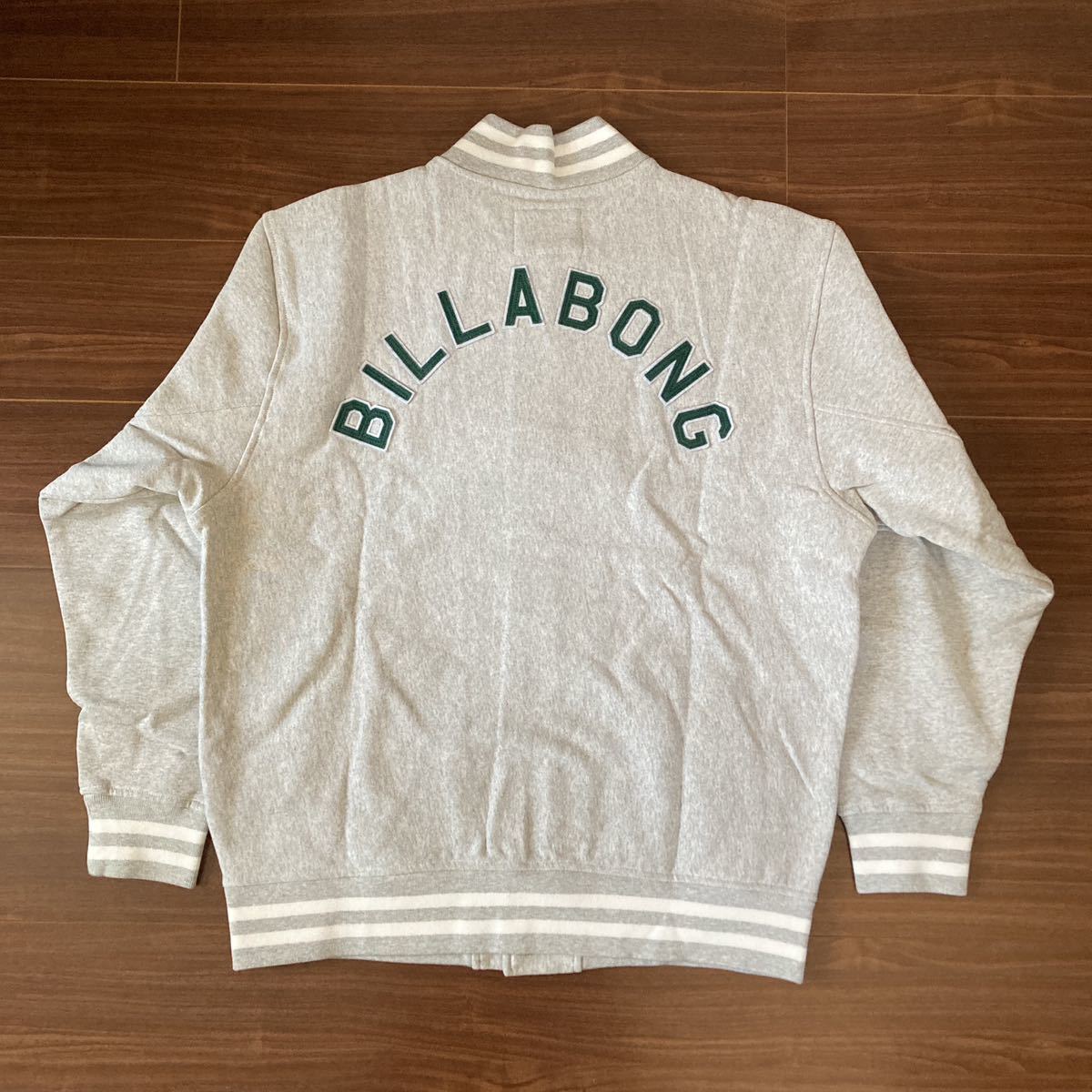 新品タグ付き BILLABONG ビラボン スタジャン M グレー 灰色_画像7