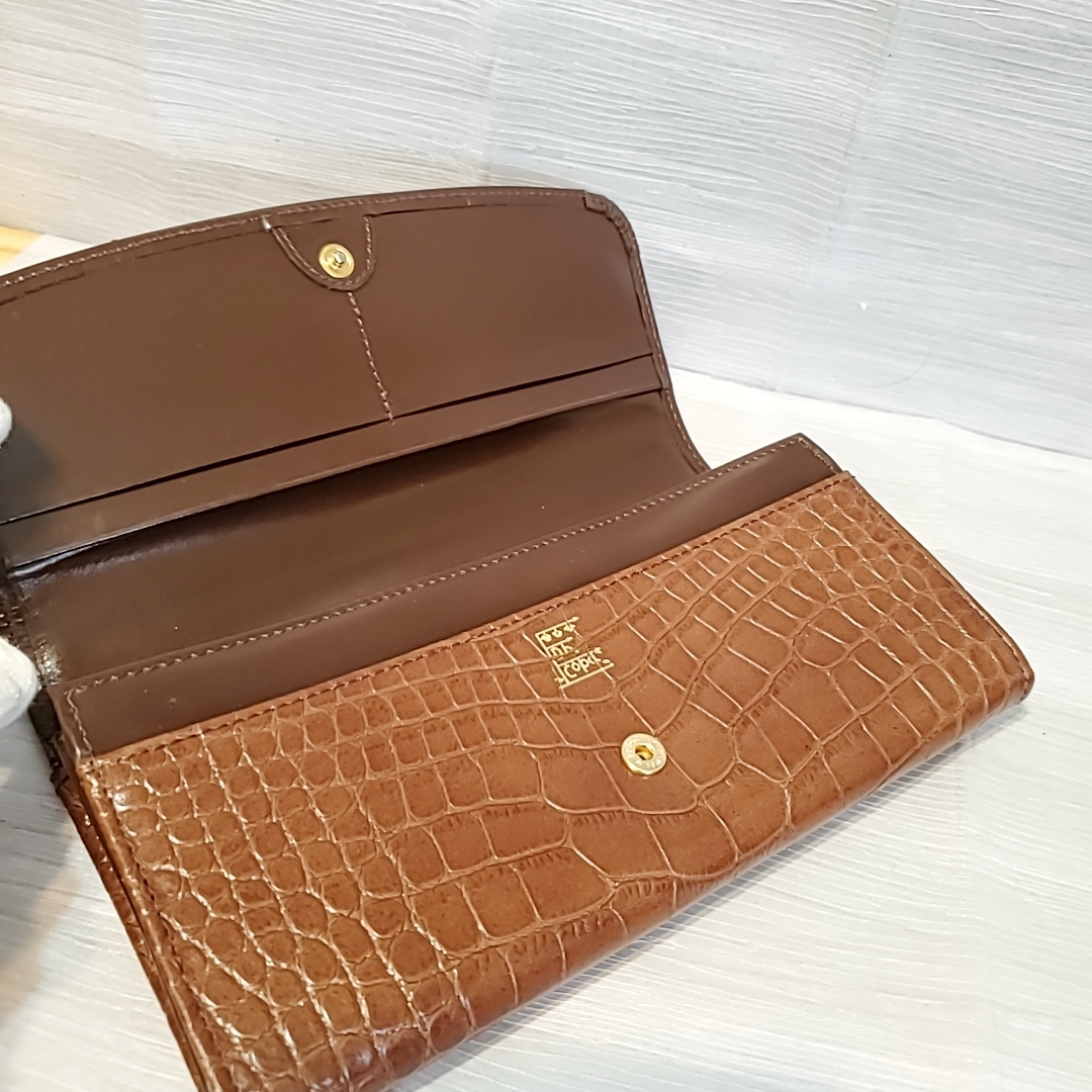 922 即決 FIOCCHI ITALY 長財布 ロングウォレット ロゴ レザー 茶色系 ブラウン系 札入れ 小銭入れ クロコ型押し
