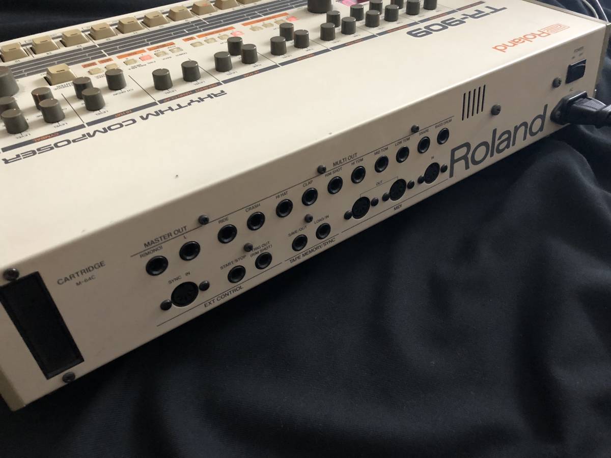 [ name machine ]Roland TR-909 Vintage analogue rhythm machine ( latter term type * working properly goods )