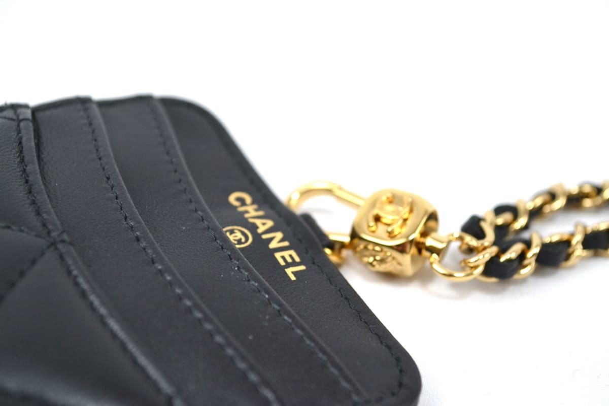 新品 CHANEL シャネル チェーン付き カードケース トランプデザイン