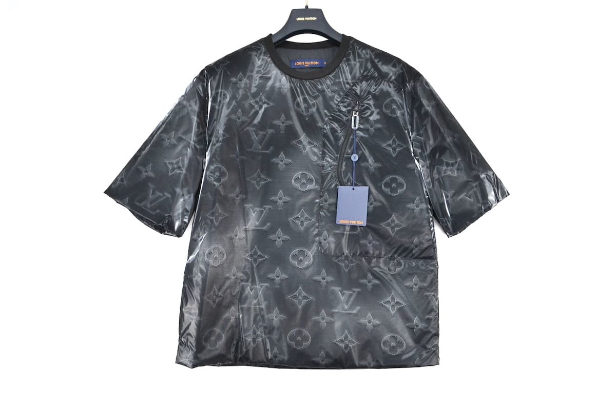 新品 21SS LOUIS VUITTON Technical Short Sleeve T-Shirt 新品 21SS LOUIS VUITTON Technical Short Sleeve T-Shirt