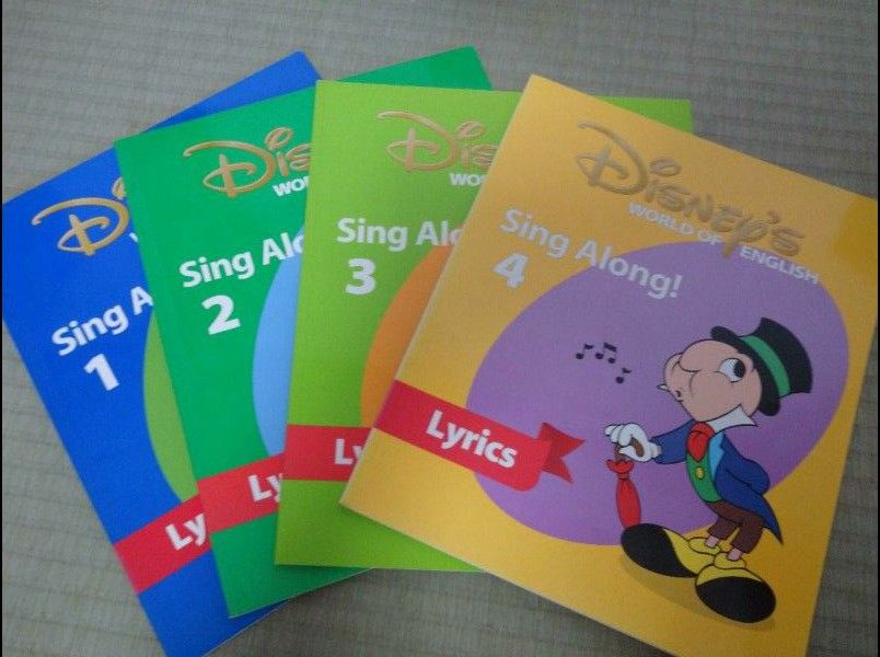 DWE メインプログラム ストレートプレイ Sing a long 本 DWE メインプログラム ストレートプレイ Sing a long 本