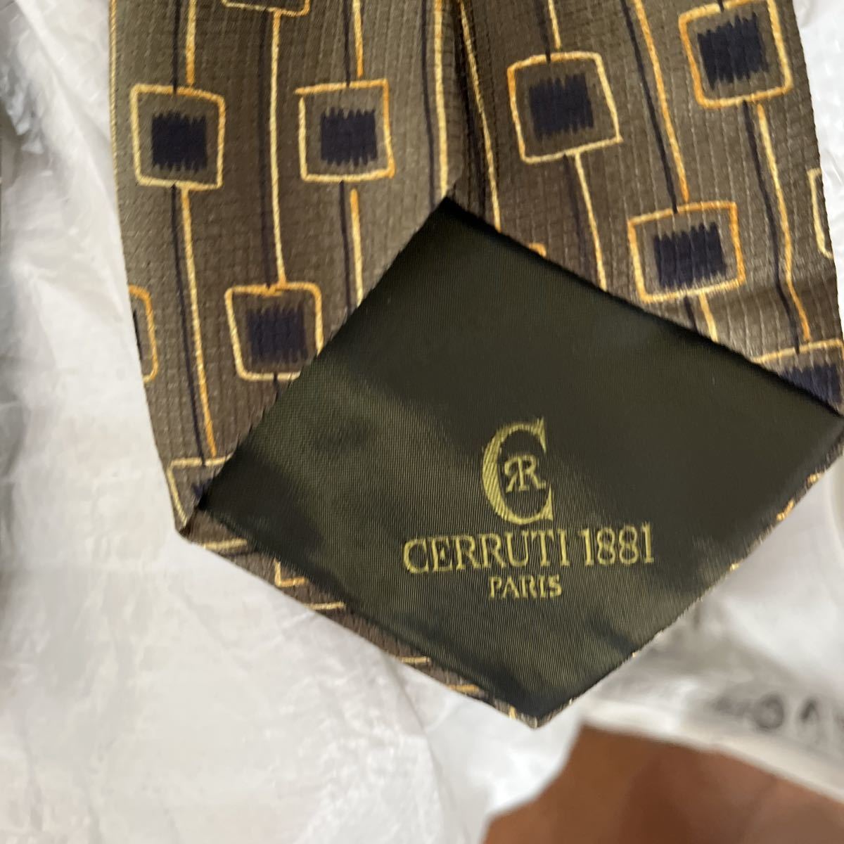 CERRUTI1881パリス　セルッティ1881 シルク100% メイドインフランス　送料無料　デッドストック　ヴィンテージオールド　アールデコ柄_画像1