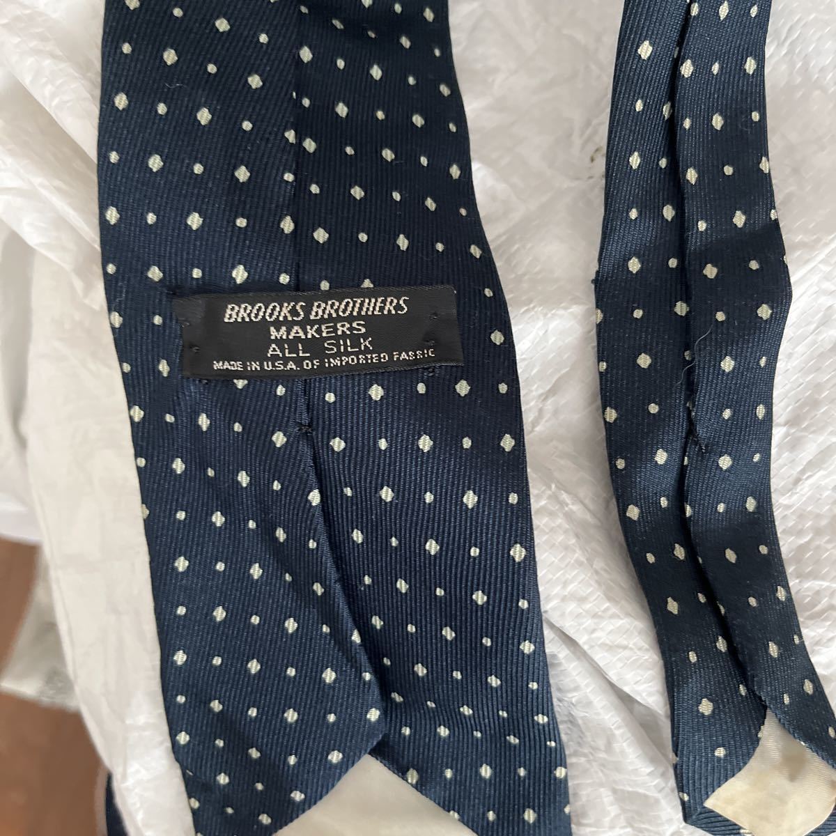 人気ブラドン ブルックスブラザーズ　ヴィンテージオールドビィンテージネクタイ　メイドインUSA オールシルク80s 送料無料　お値打ち品　綺麗傑作最高品 ネクタイ