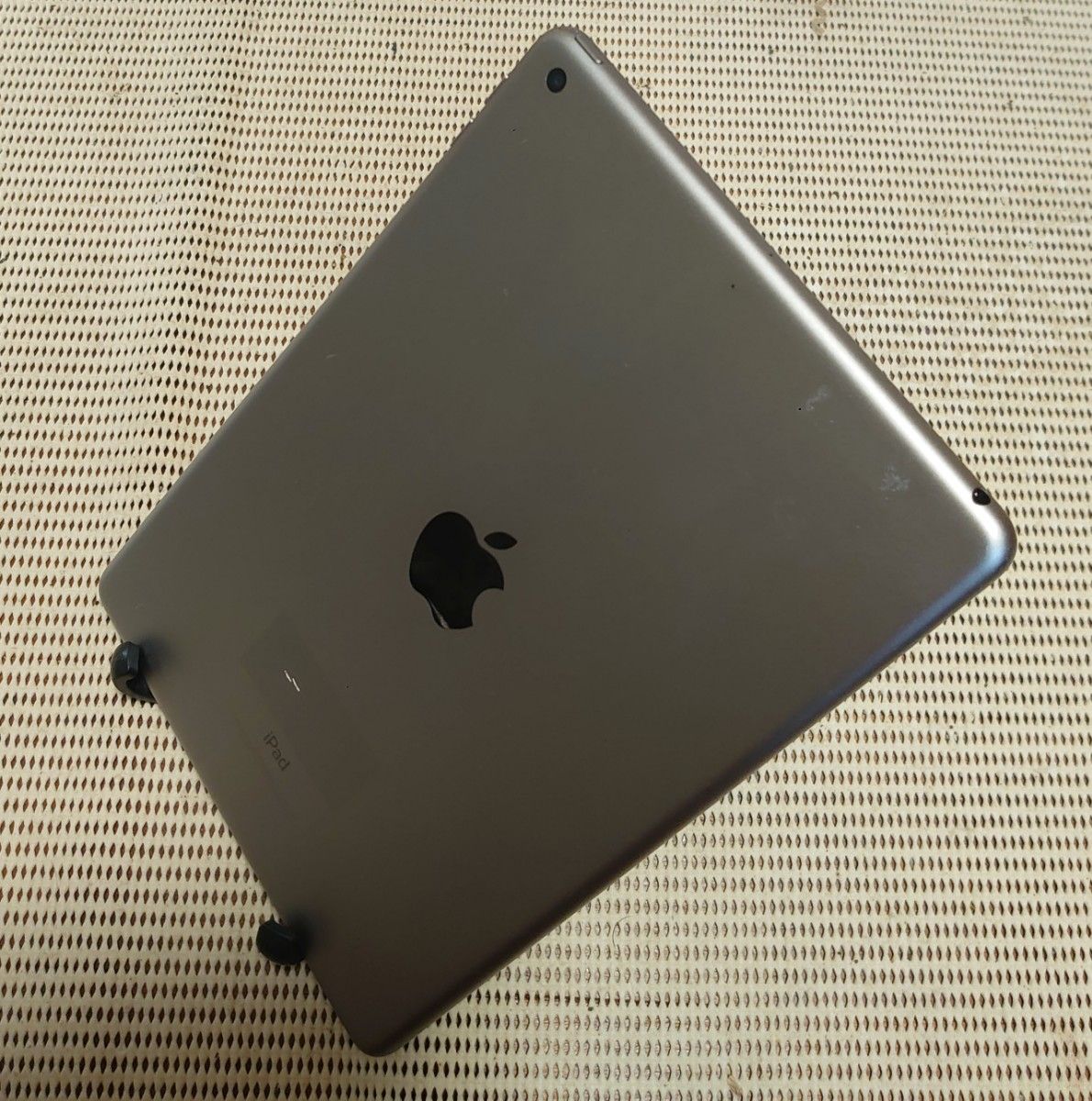 完動品iPad第6世代(A1893)本体32GBグレイWi-Fiモデル送料込｜PayPayフリマ