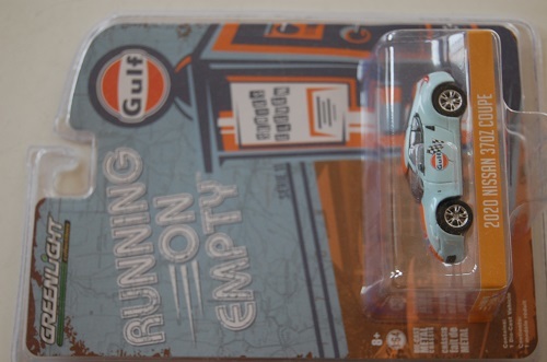 S 1/64スケール　ガルフ　日産　370Z　クーペ　2020　グリーンライト　Gulf Oil　Running on Empty Series 11_画像2