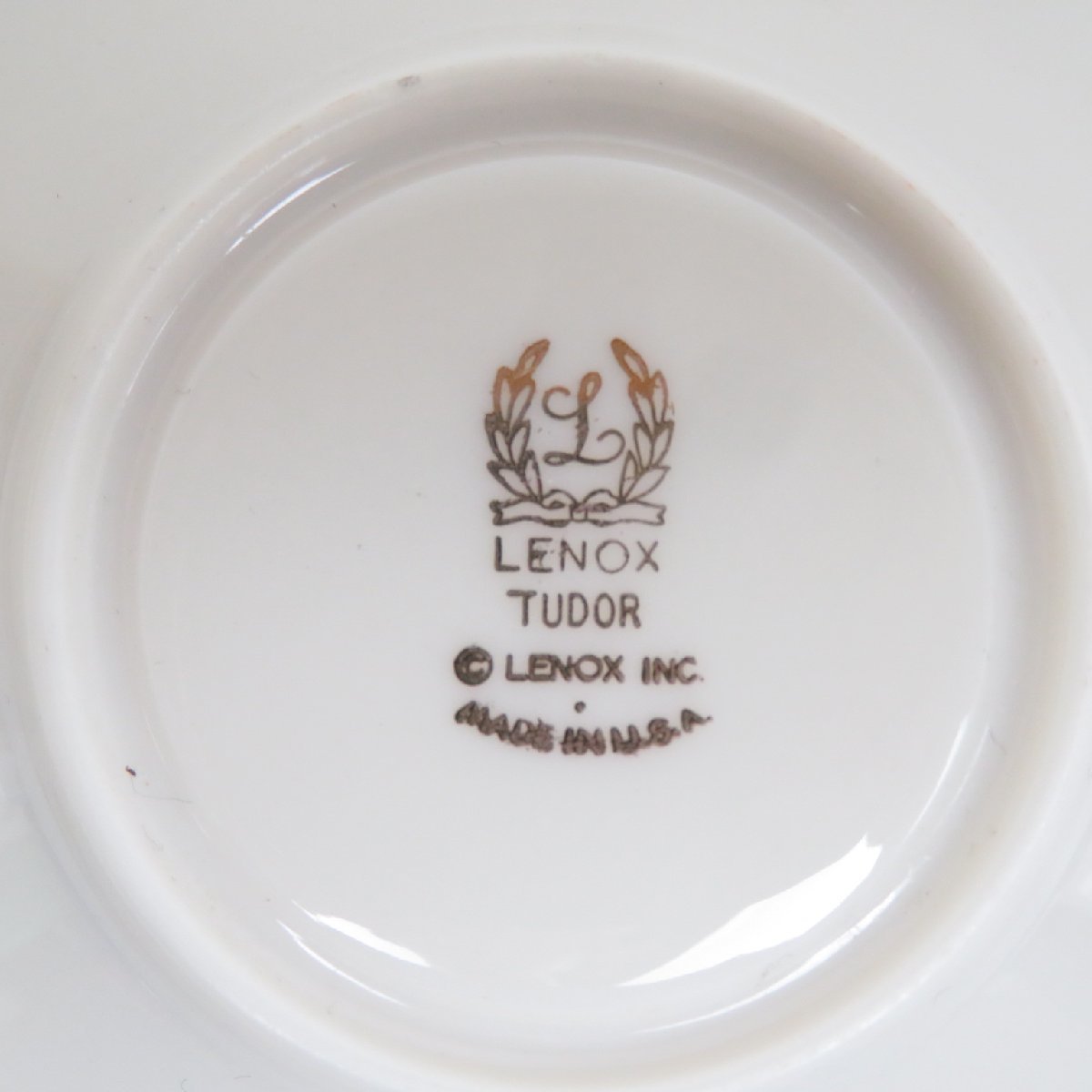 【大量まとめ】LENOX TUDOR レノックス チューダー プレート お皿 まとめ 12.5cm 8枚 15cm 13枚 18cm 5枚 / 100 (SGF011214)_画像2