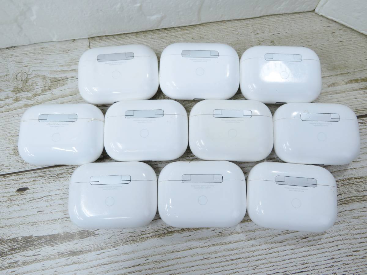 最大53%OFFクーポン ジャンク品 Apple AirPods with Charging Case