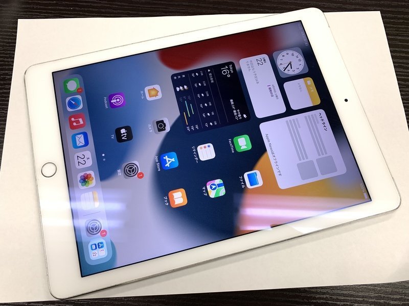 再CR783 au iPad Air 第2世代 Wi-Fi+Cellular シルバー 16GB 判定◯