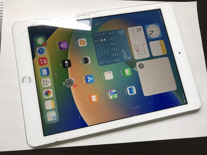 驚きの値段で 再GB193 SIMフリー iPad 第6世代 Wi-Fi+cellular 32GB