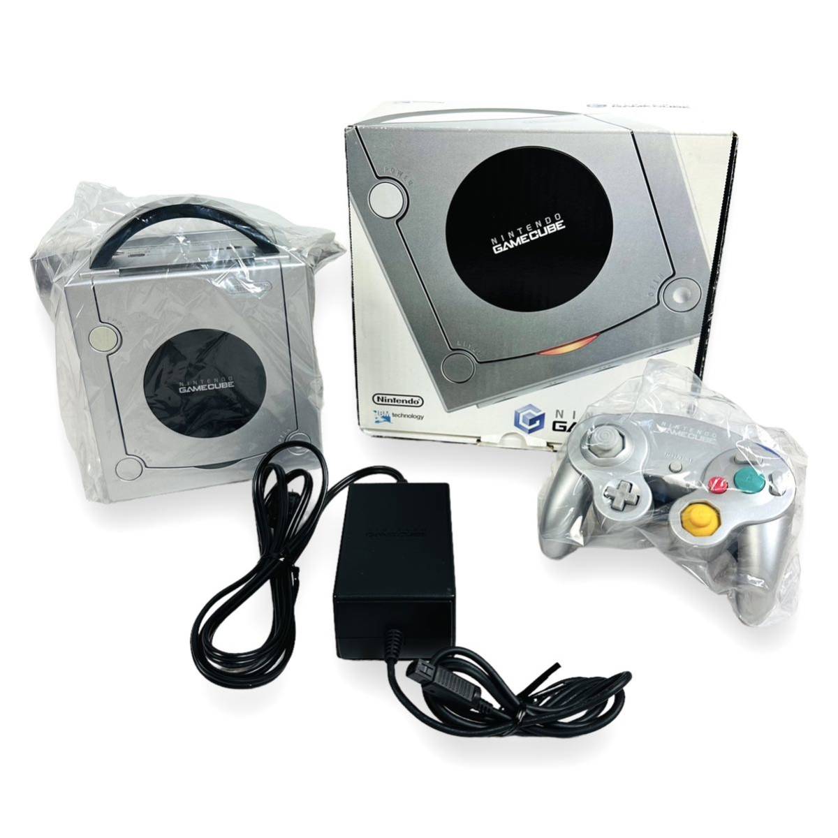 NINTENDO 任天堂 GAMECUBE ゲームキューブ シルバー DOL-101 NINTENDO 任天堂 GAMECUBE ゲームキューブ シルバー DOL-101