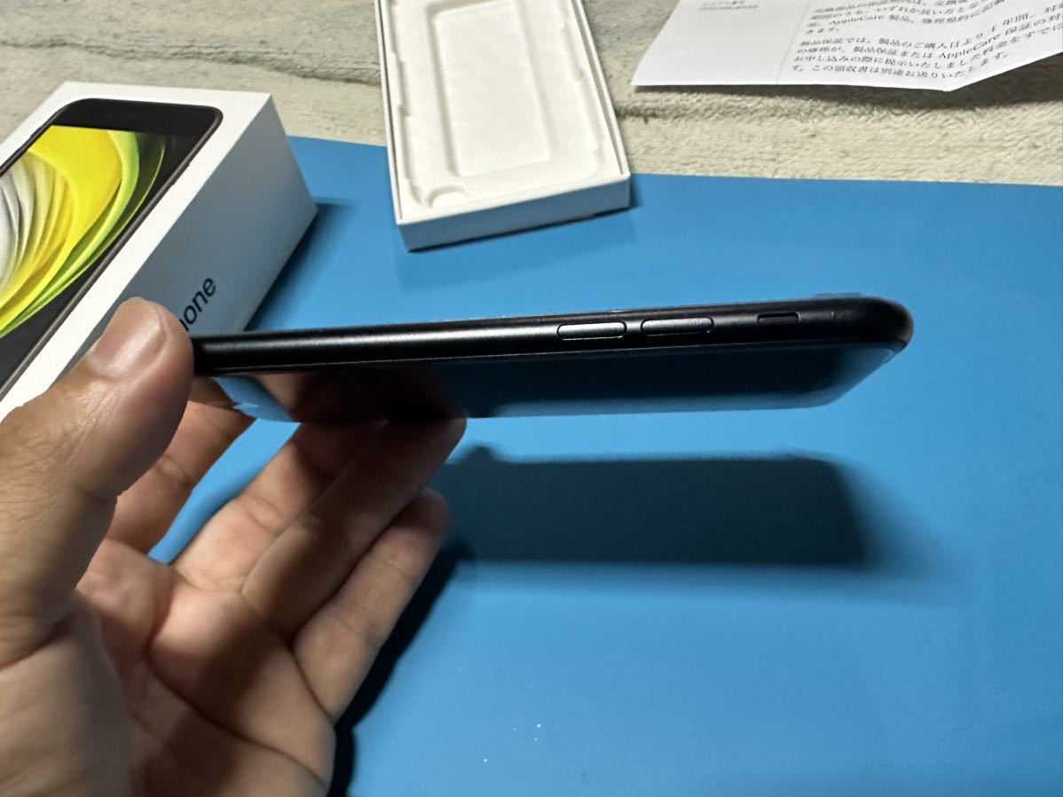 Apple SIMフリー iPhone SE2 128GB 第二世代 正規バッテリー交換済み
