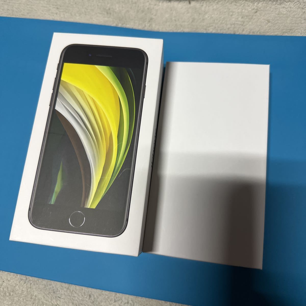Apple SIMフリー iPhone SE2 128GB 第二世代 正規バッテリー交換済み