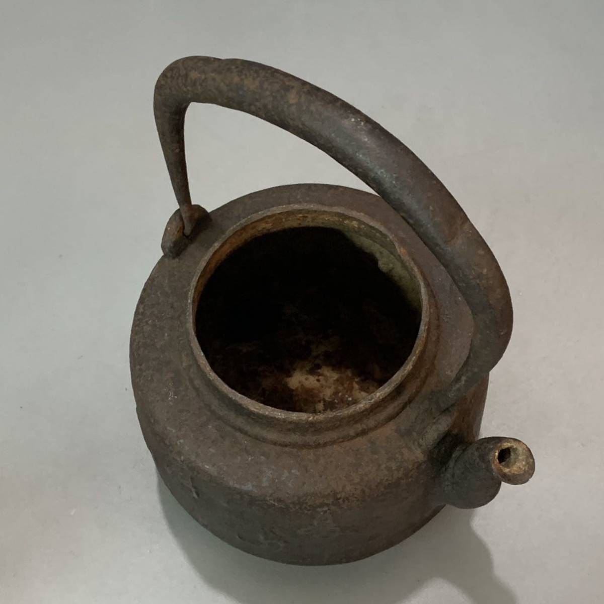 水漏れ無し　龍文堂　鉄瓶　湯沸　煎茶道具　時代　（G52Ir0628R0506143）