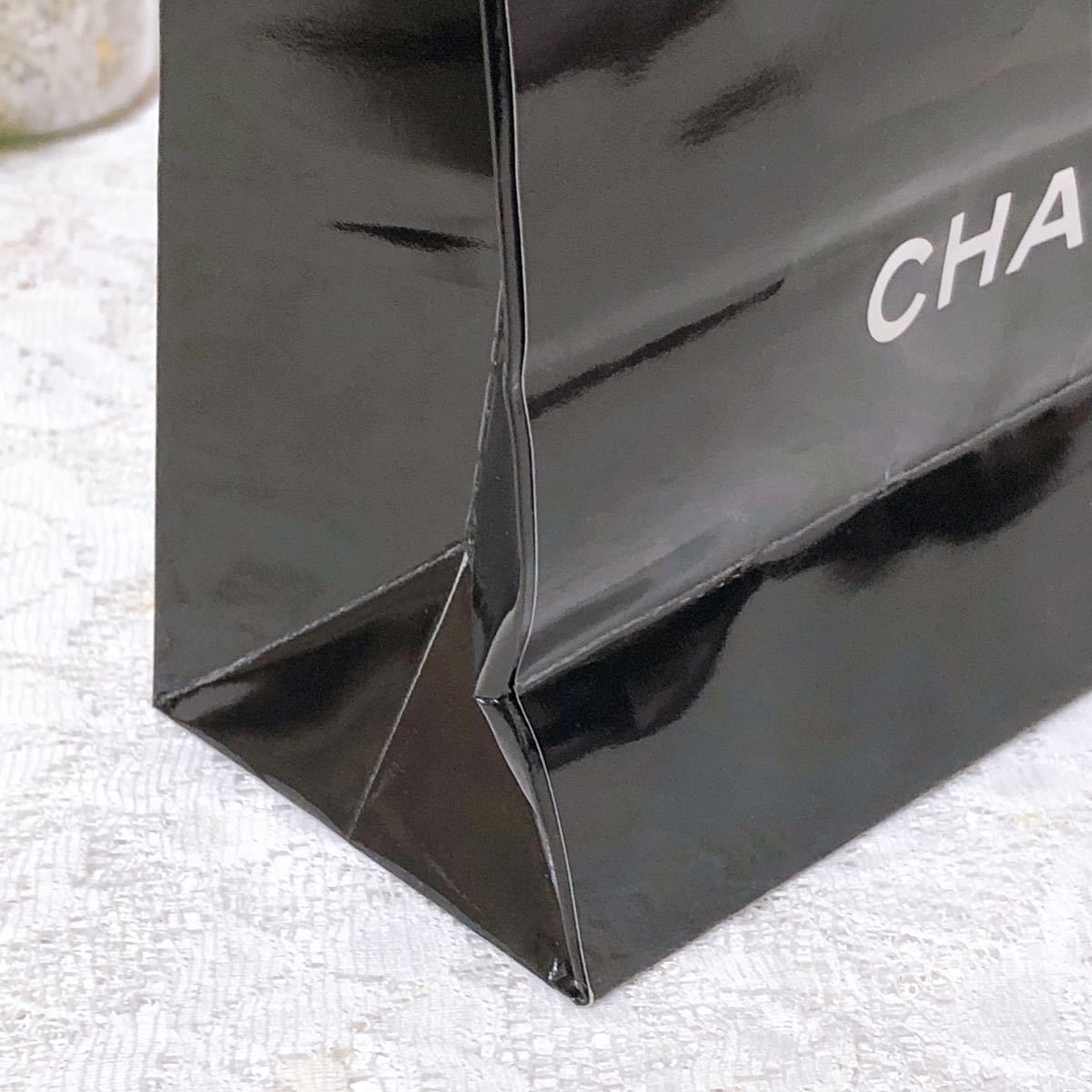 シャネル「CHANEL」ショッパー アクセサリー箱サイズ旧型 (2591) 紙袋 ショップ袋 ブランド紙袋 ツヤあり ブラック 小さめ ミニサイズ_画像7