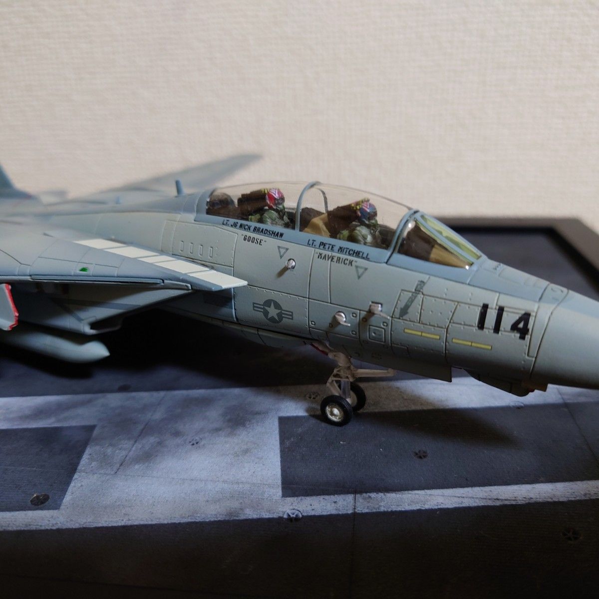 Calibre Wings F-14 カリバーウイングス 1/72 トップガン | www