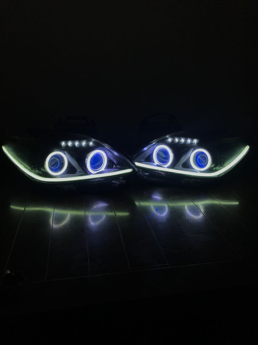 銷售最後機會普銳斯30大燈COB結冰和管道順序流動豐田PRIUS ZVW 30    原文:SALE ラストチャンス プリウス30 ヘッドライトCOB イカリング & チューブled シーケンシャル 流れる TOYOTA PRIUS ZVW 30