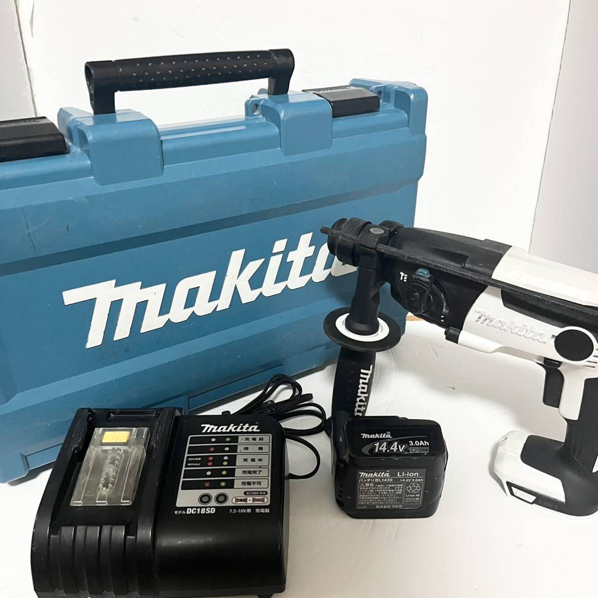 マキタ ハンマードリル　HR164D バッテリー 充電器 ケース付き 充電式 makita