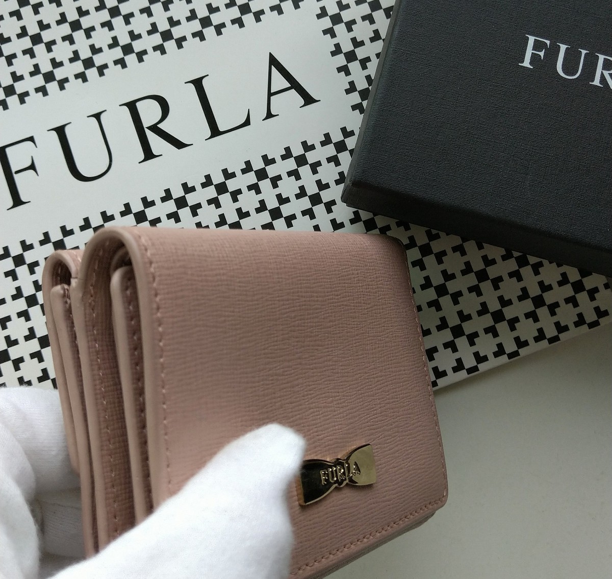 超新作】 【新品】 三つ折り財布 コンパクトサイズ BABYLON FURLA 財布